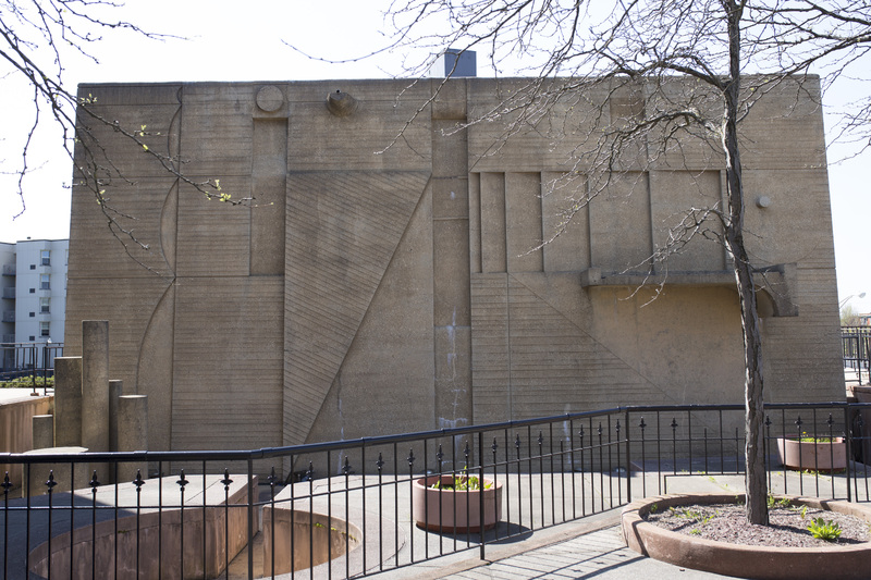 Photograph of Utica City Hall Fountain - AO-00074-006.jpg
