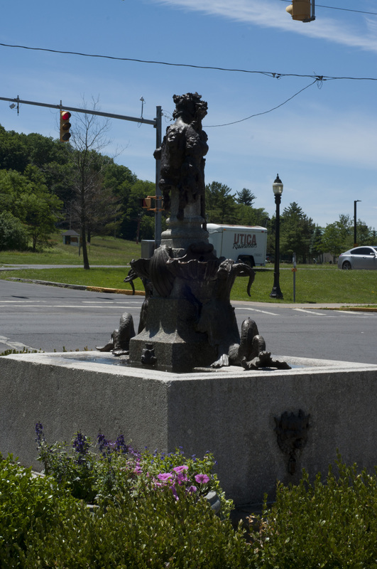 Photograph of Swan Fountain - AO-00080-005.jpg