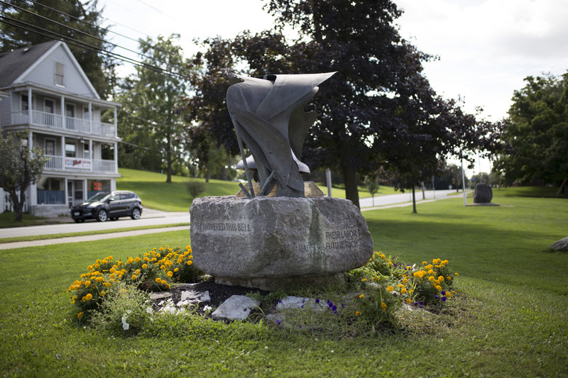 Photograph of Bell Monument - AO-00084-008.jpg