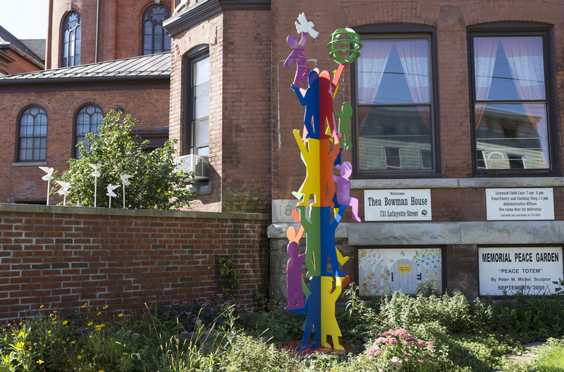 Photograph of Peace Garden Totem - AO-00100-009.jpg