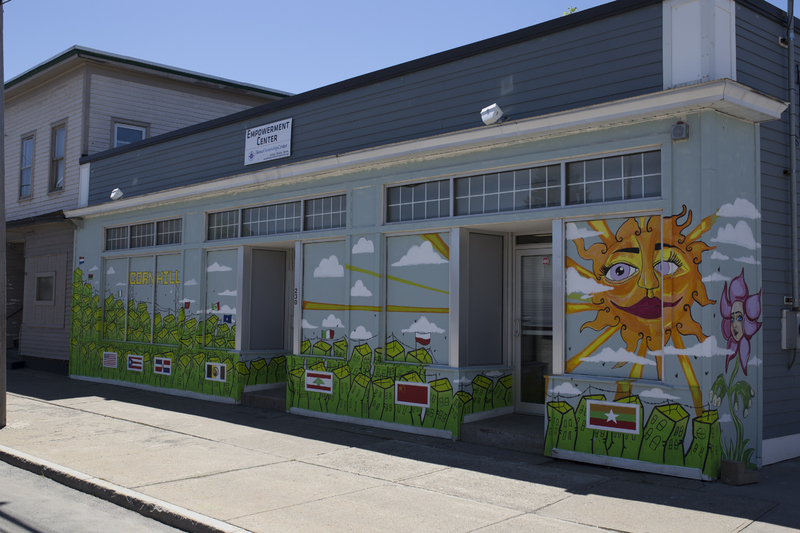 Photograph of Empowerment Center Mural - AO-00126-001.jpg
