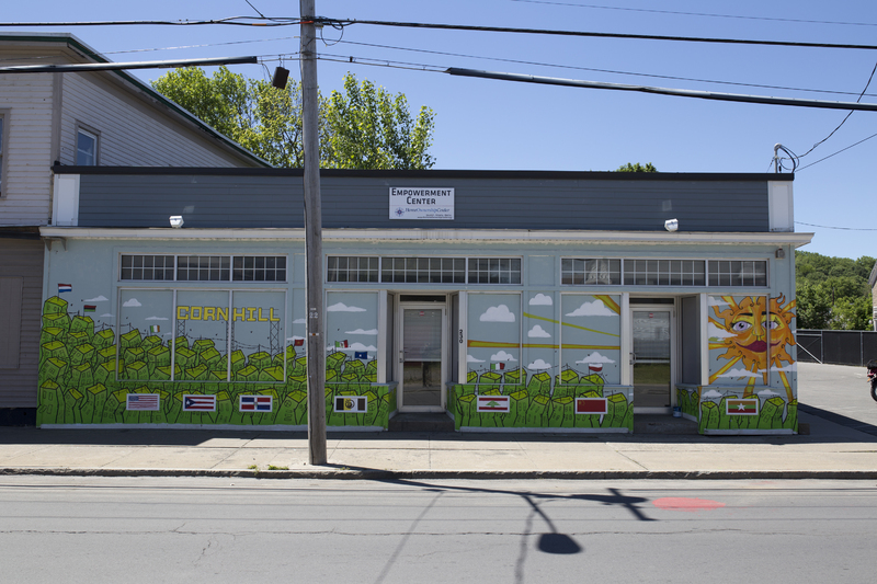 Photograph of Empowerment Center Mural - AO-00126-003.jpg