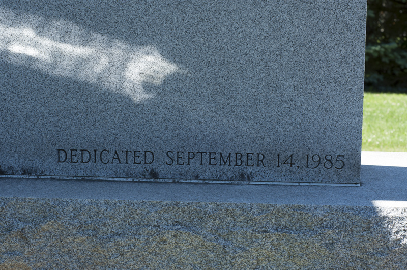 Photograph of Vietnam Memorial - AO-00132-002.jpg