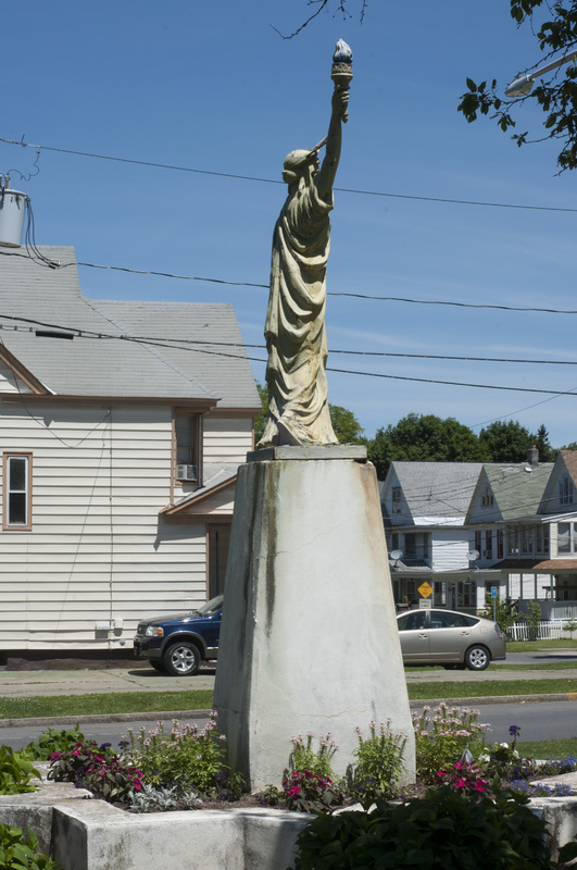 Photograph of Statue of Liberty Replica - AO-00135-008.jpg