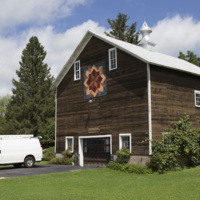 Photograph of Garage Quilt - AO-00148-011.jpg